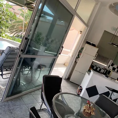 Apartment Jadro Beach